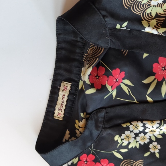 Forever 21 sleeveless blouse NO TAG - Picture 3 of 5